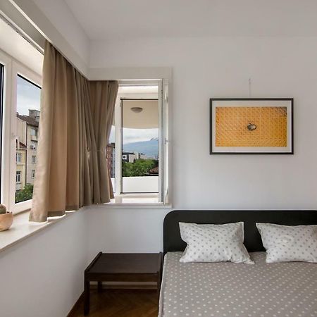 Design Apartment In Sofia Top City Center المظهر الخارجي الصورة