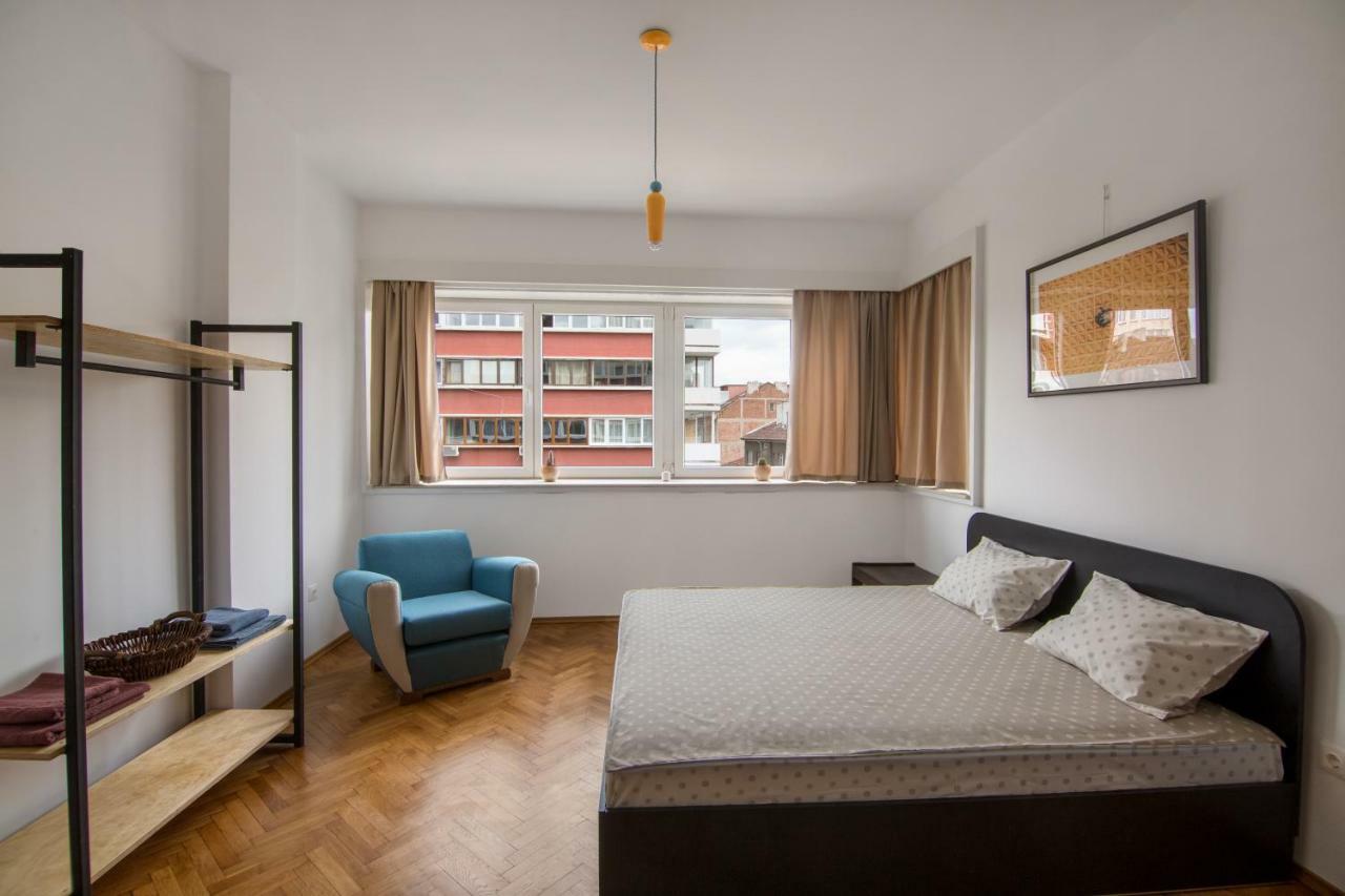 Design Apartment In Sofia Top City Center المظهر الخارجي الصورة