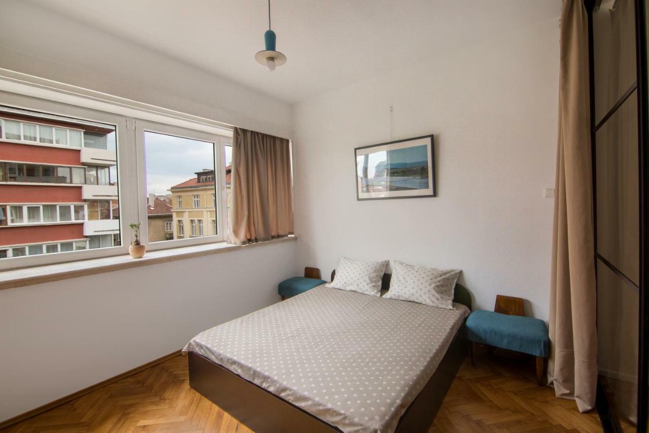 Design Apartment In Sofia Top City Center المظهر الخارجي الصورة